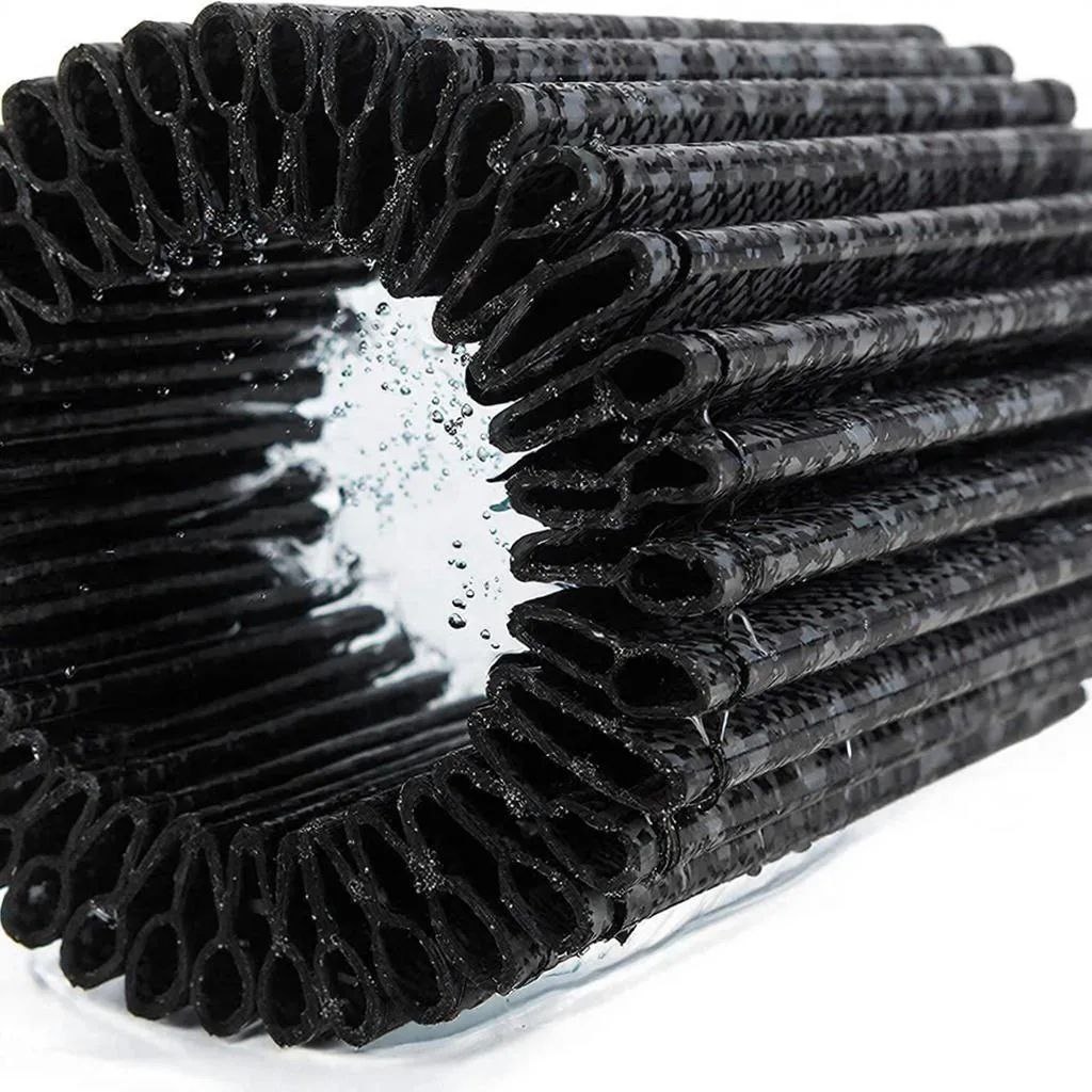 Картридж в разрезе. За счёт уникальной укладки (гармошка) и достигается тонкость фильтрации - 1-2 микрометра