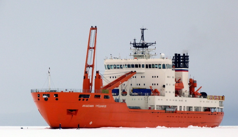 Под льдами Арктики нашли станцию, которая 4 года записывала океан на глубине 2 км: что показали её данные