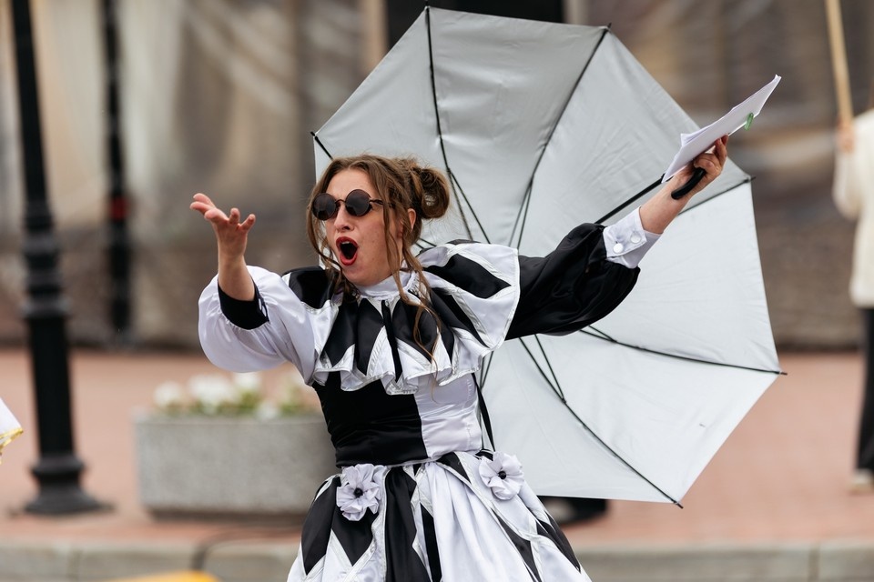    Фото со страницы фестиваля уличных театров в ВК