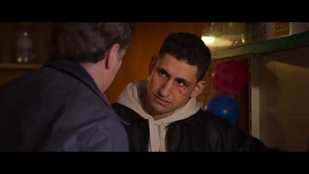 Кадр из трейлера к фильму "Гигант"