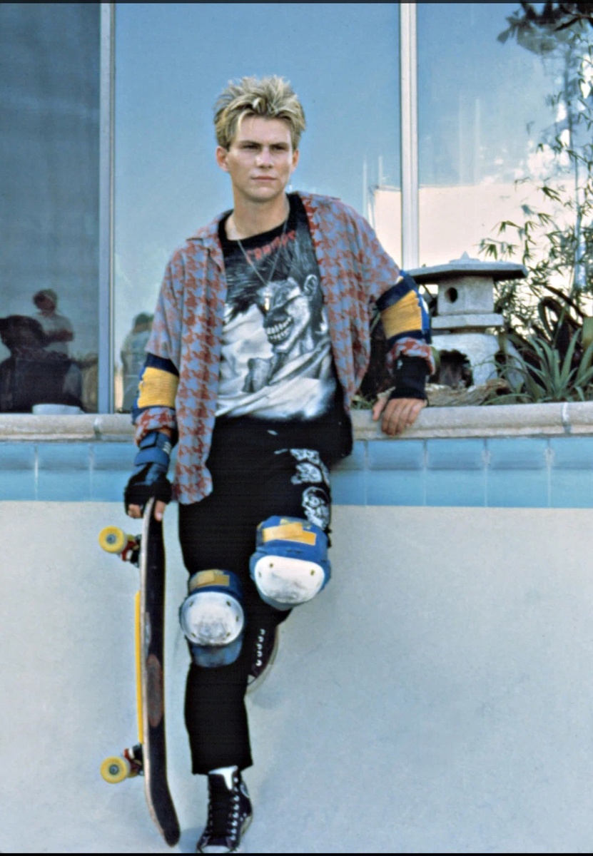 Кристиан Слейтер в фильме "Достигая невозможного" 1989г. 