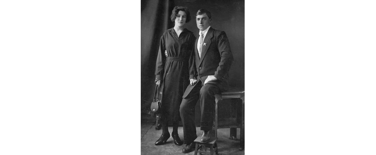     Генрих Прахт с женой, фото с официального сайта бренда