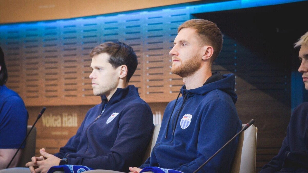    Егор Данилкин (слева) пока не дебютировал за «Ротор»   Антон Засимов / novostivolgograda.ru