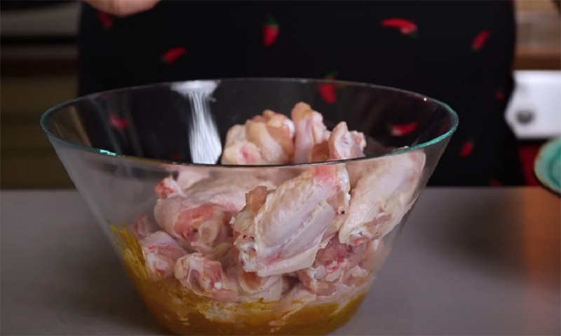 Идеальные куриные крылышки в аджике: секреты настоящей грузинской пикантности