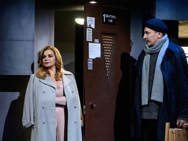  Фото © mxat.ru / спектакль «Жил. Был. Дом»