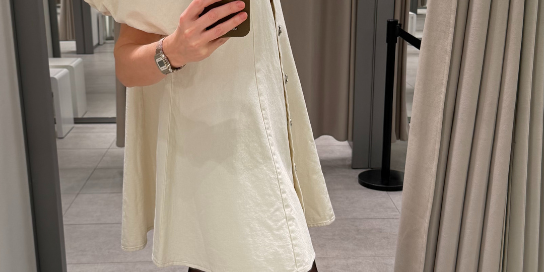 Примерка платьев в MAAG