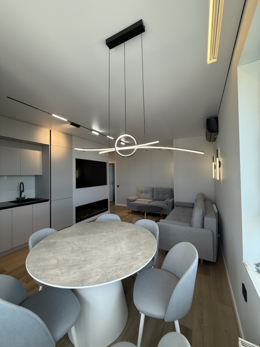 Фото и интерьер: КапиталСтрой | 1-й Школьный проезд, 7