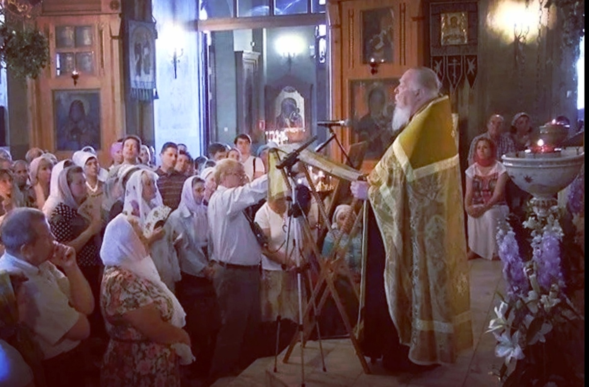 Димитрий Смирнов: «Чтобы привести свою жизнь в норму, нужно постоянно следить за своей душой, постоянно держать в чистоте свою совесть».