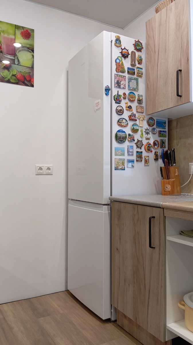 Двухкамерный холодильник Hotpoint.