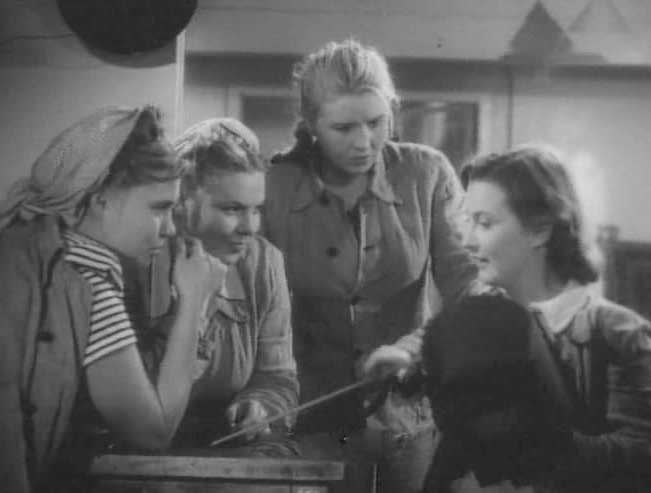 Кадр из кинофильма "Страницы жизни" (1948)