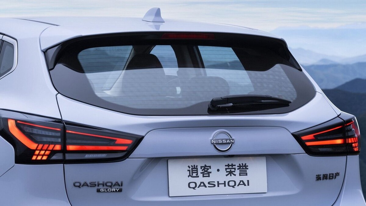    Nissan Qashqai Glory. Фото Nissan