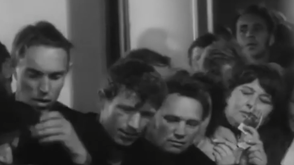 ФОТО: Кадр из программы "Момент в истории", РЕН ТВ