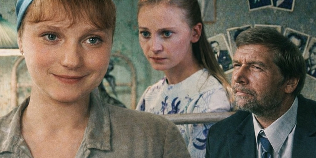 «Вот Бог, а вот порог». Как дочь выкинула на улицу мать, отдавшую ей всю жизнь, в фильме «Впервые замужем»