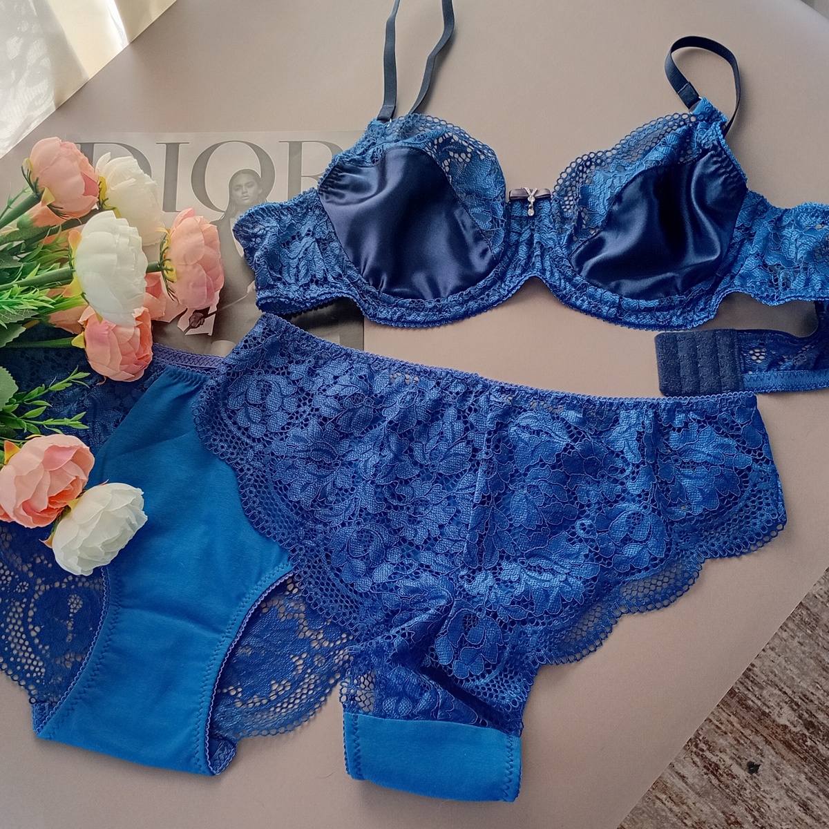 Бюст 85В трусики 46размер