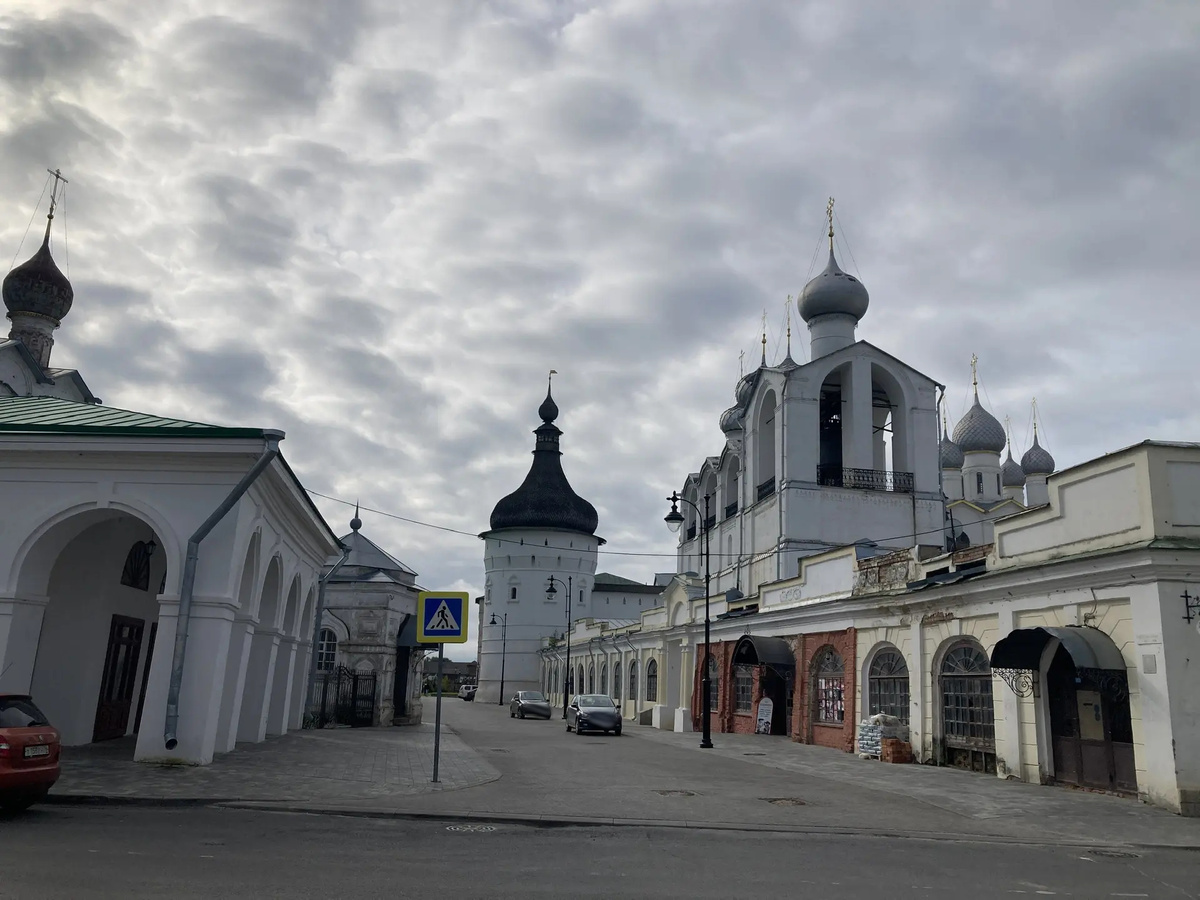 Вид на кремль с прилегающих улиц