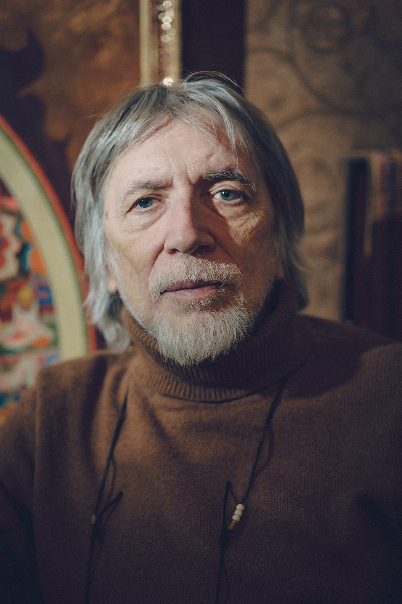    Владимир Мартынов