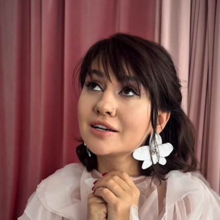     Аня Ранетка в третьей раз станет мамой