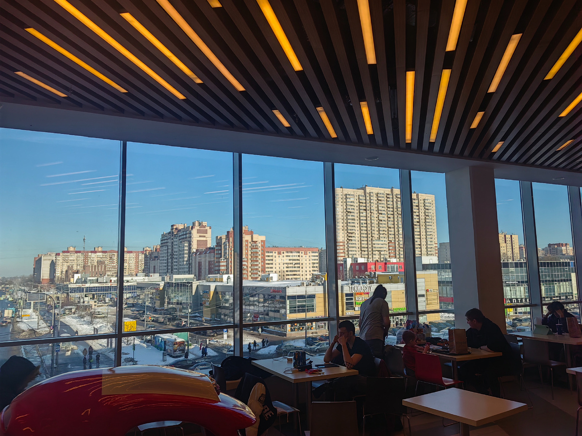 Вид на наш микрорайон из окон торгового центра