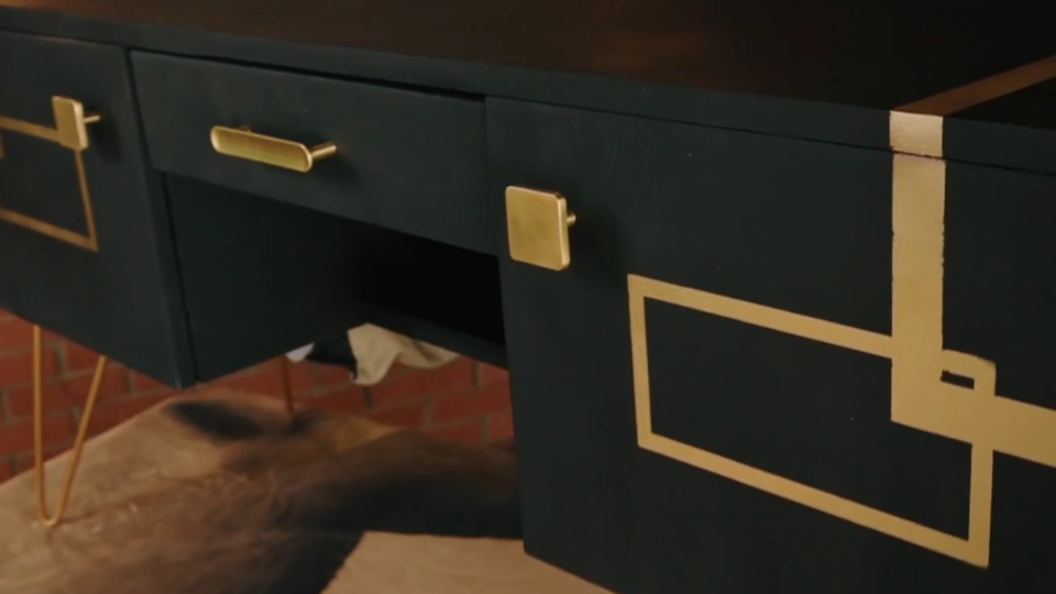 ФОТО: Кадр из программы "Самая народная программа", РЕН ТВ