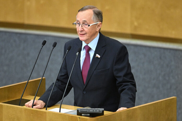    Улыбка Чебурашки как символ надежды и преодоления трудностей.