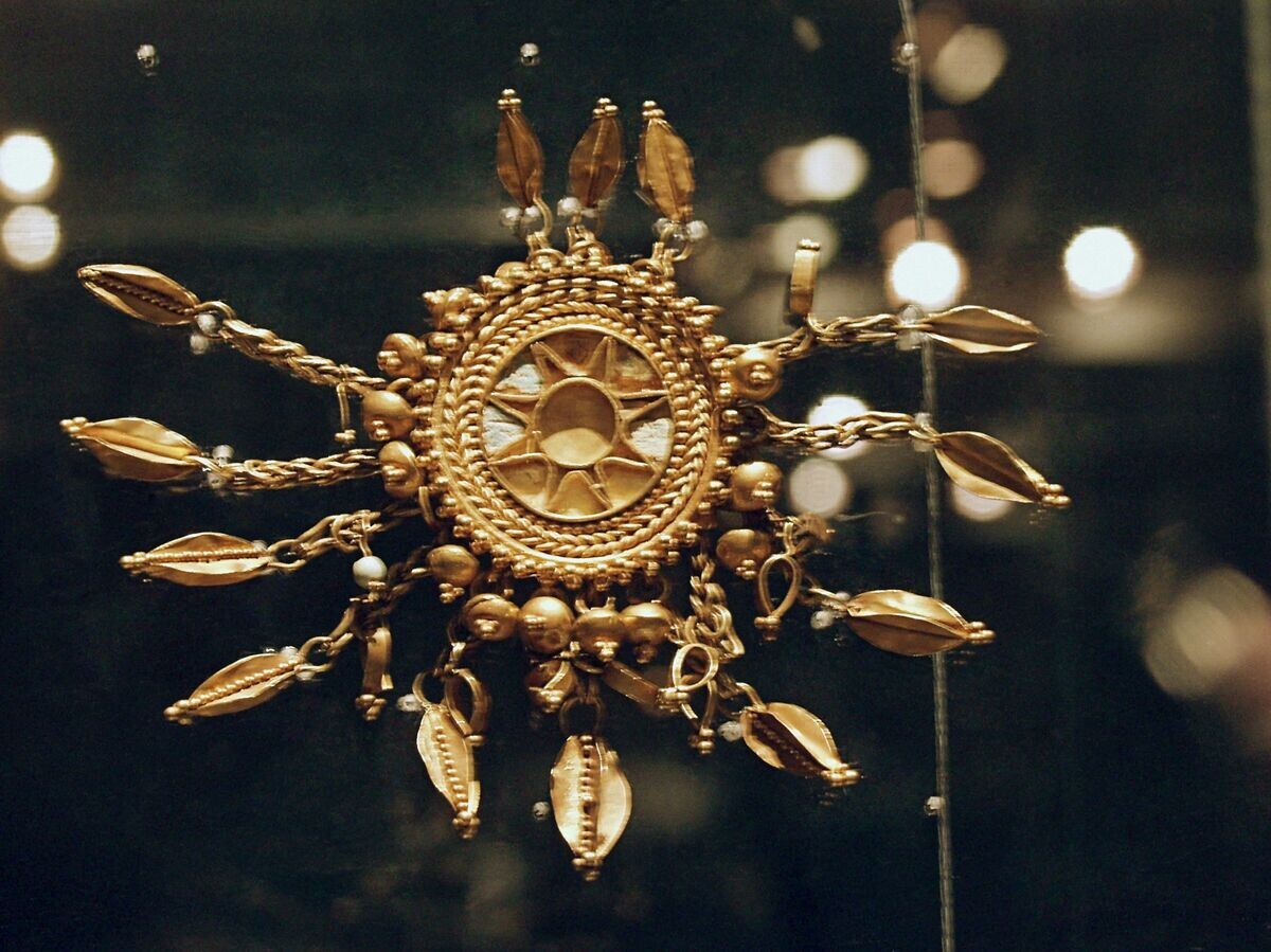    Золотая пряжка скифов. Архив | © РИА Новости / Коробейников Дмитрий