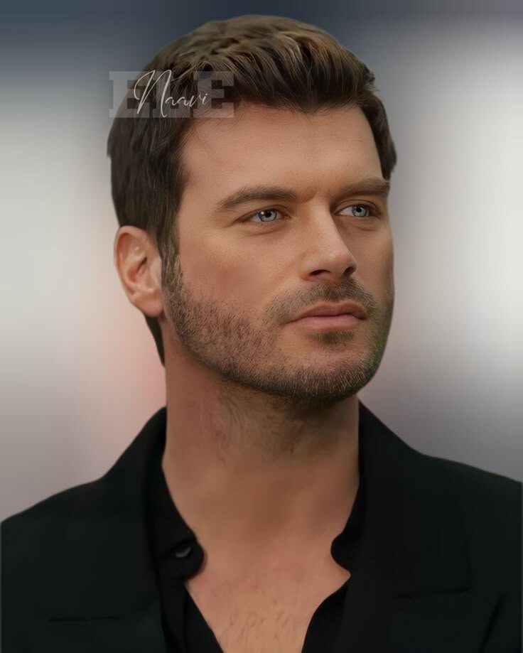 Кыванч Татлытуг в роли Аслана Сойкана,  фото из интернета