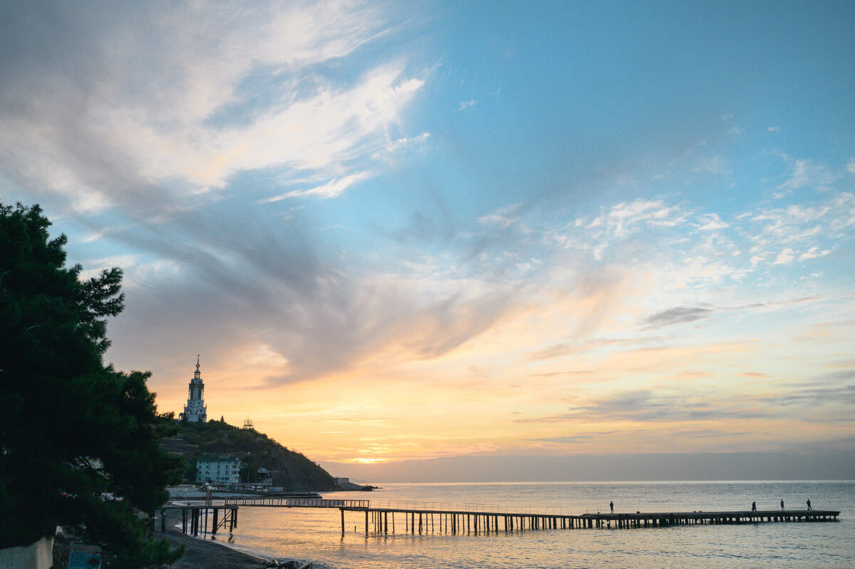 А ещё весной обязательно нужно встретить рассвет с потрясающим видом!