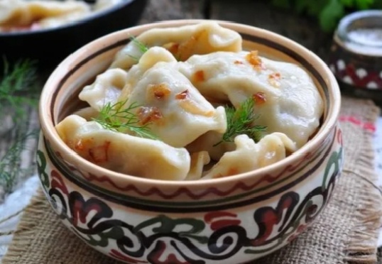 Вареники с картошкой и жареным луком