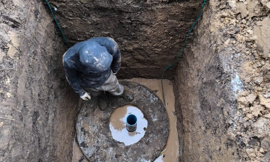 💧 Высокий УГВ на участке: почему кессон может всплыть весной и как этого избежать?