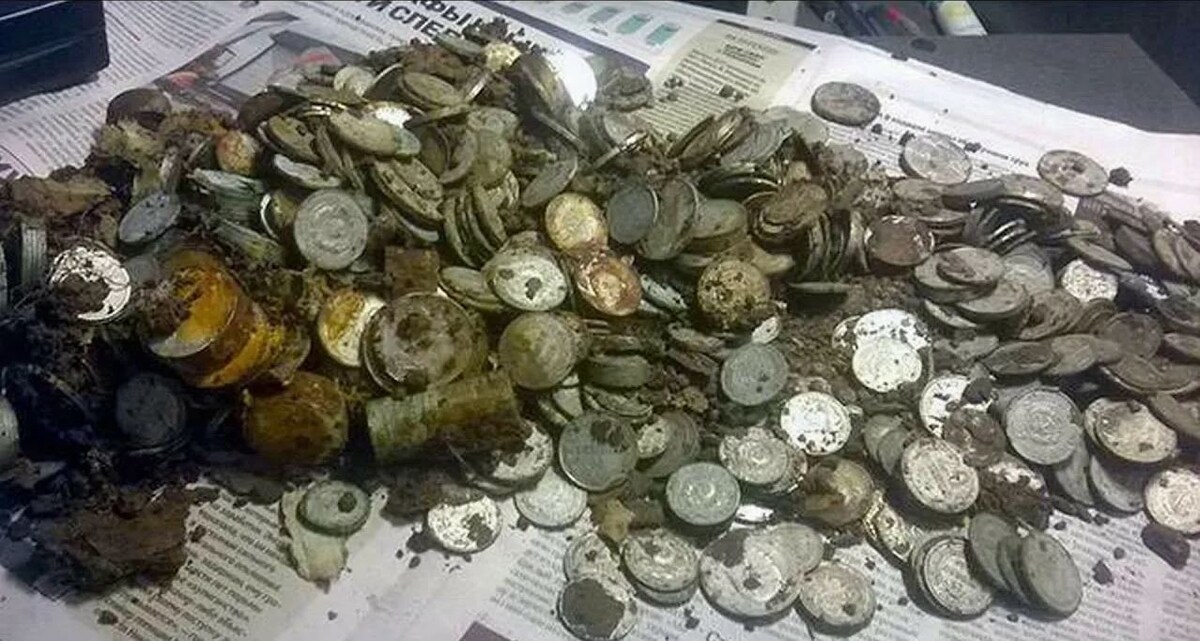 Клад найден Санкт-Петербург.