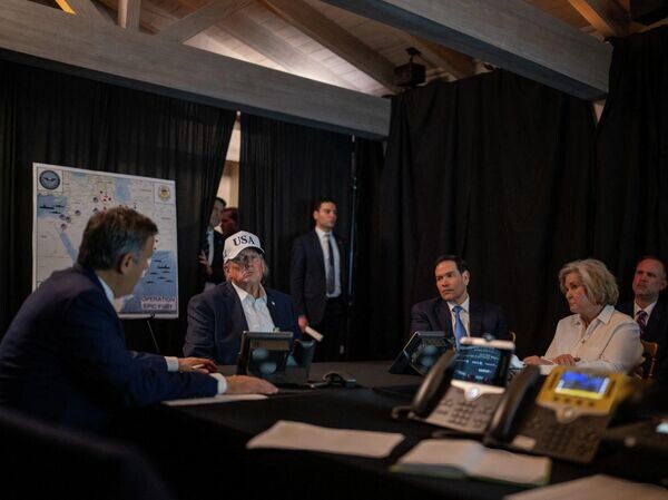    © REUTERS / The White House