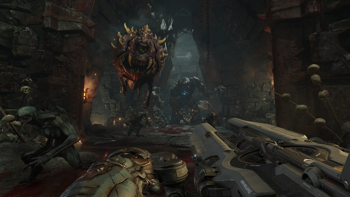 DOOM. Игра имеет возрастные рекомендации 18+.