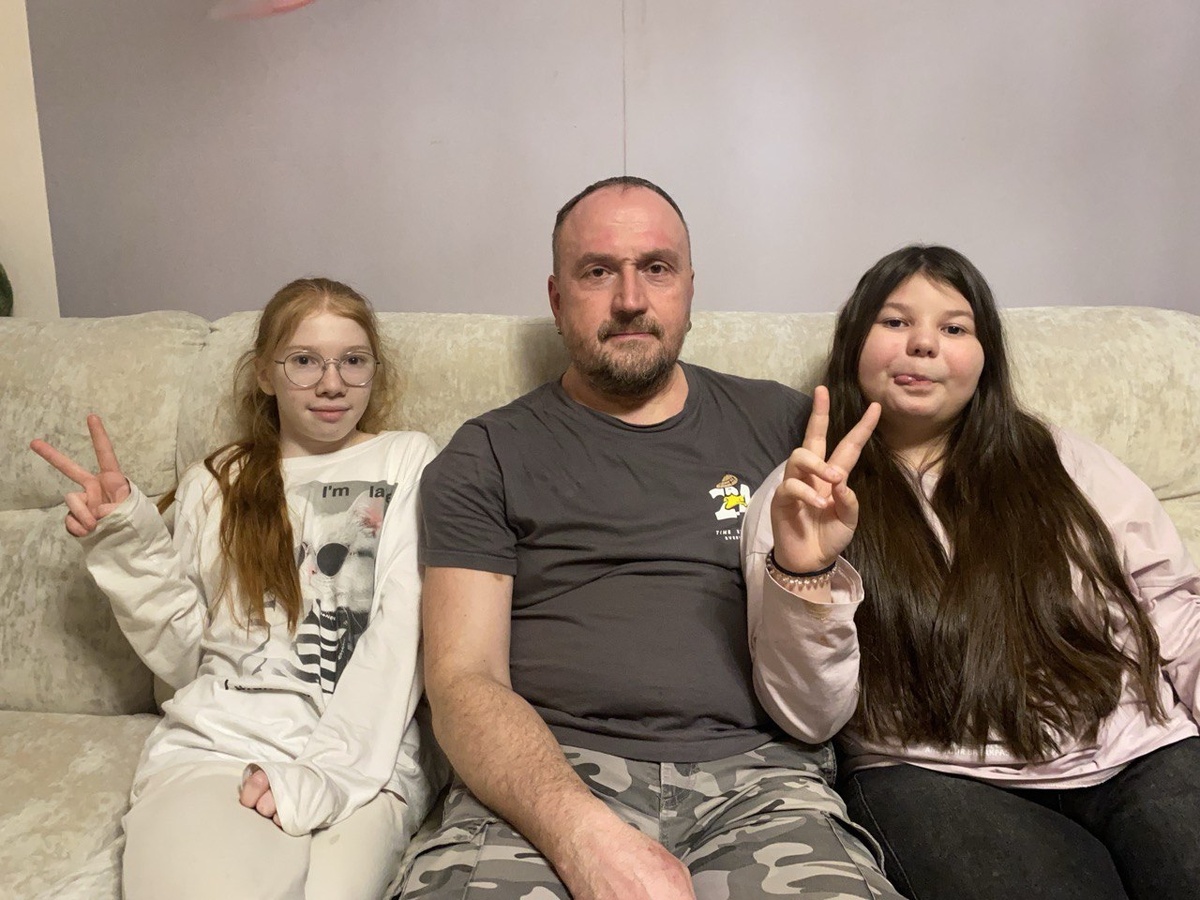 Михаил Тиняков и его дочери,