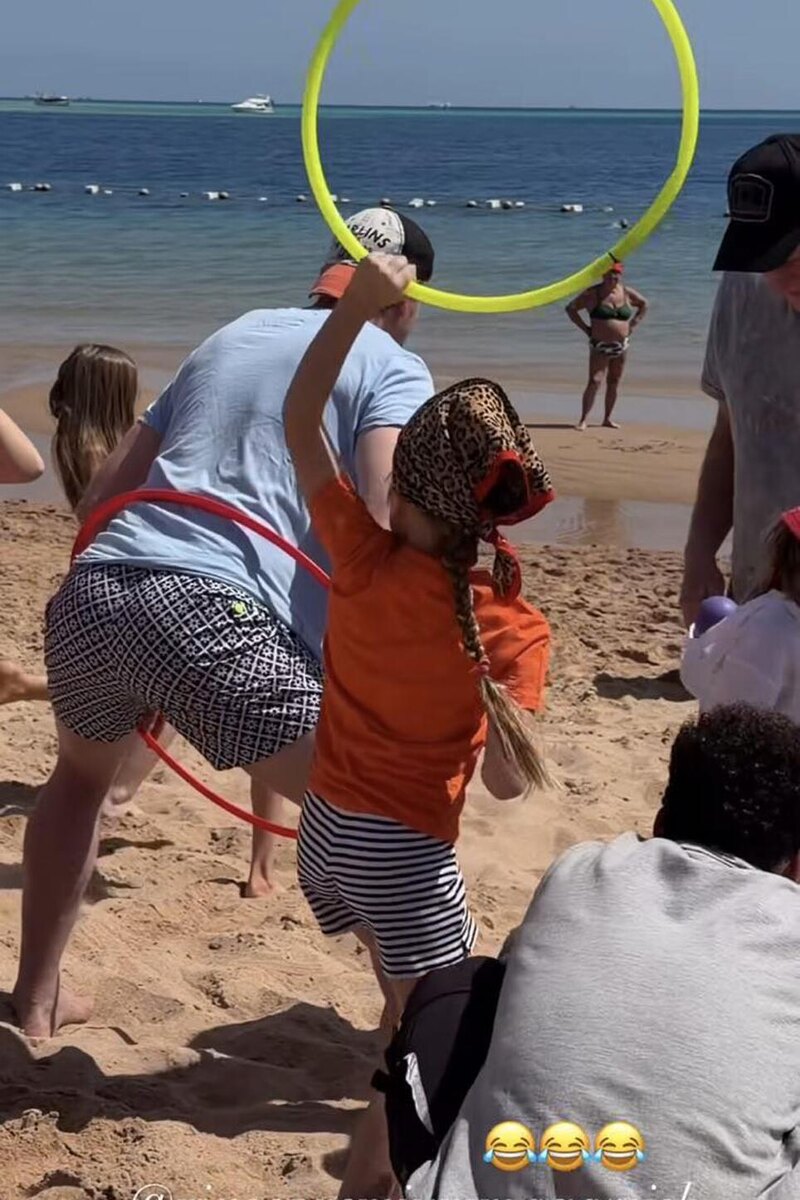    Игорь Макаров с дочкой Соцсети