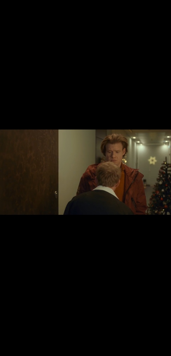 Кадры из сериала 