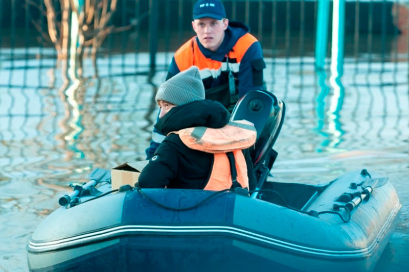    В Свердловской области готовятся к паводку и пожарам: завозят продукты и усиливают группировку