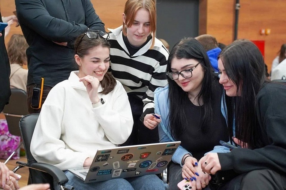    В Донецке прошел молодежный хакатон по развитию городской среды. Фото: Молодежь ДНР