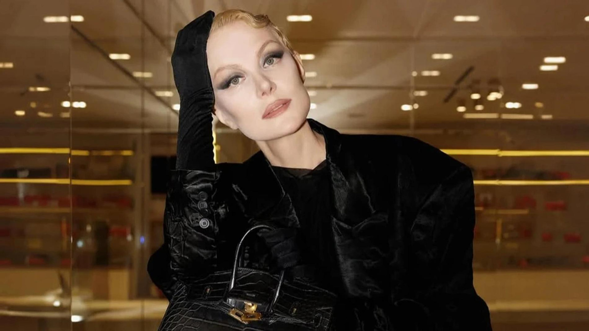    Рената Литвинова. Фото: Инстаграм (запрещён в РФ) @renatalitvinovaofficiall