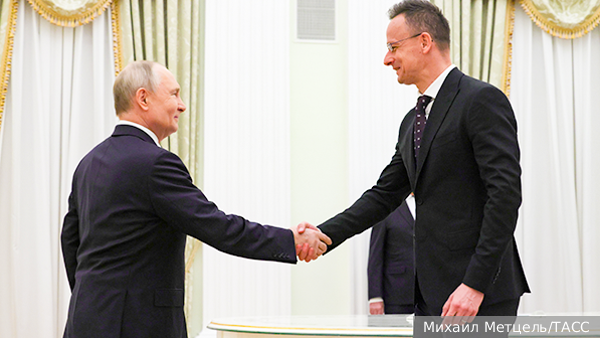     Фото: Михаил Метцель/ТАСС   
 Текст: Вера Басилая