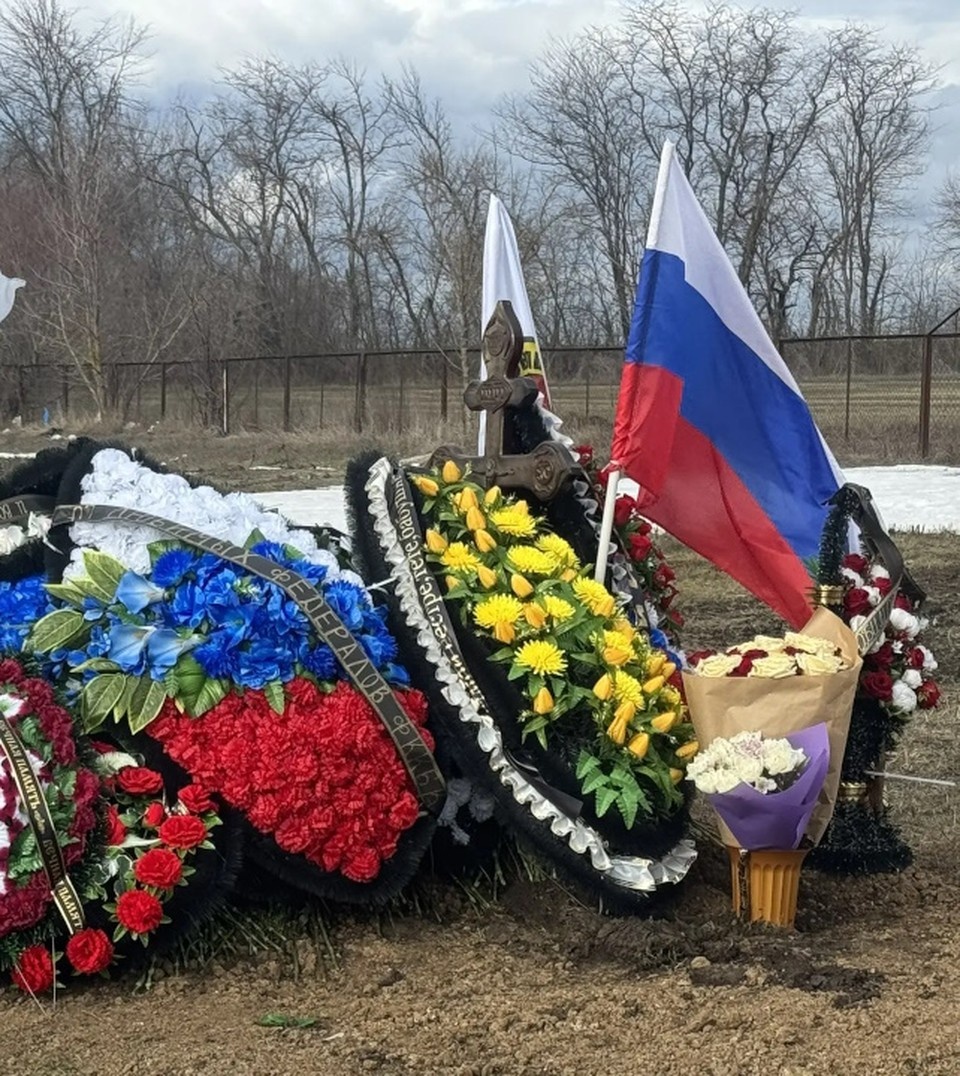    Сотни людей проводили в последний путь Ирину Шкитову - 65-летнего волонтера, которая везла помощь бойцам на СВО. Фото: волонтерский отряд "Фагот"