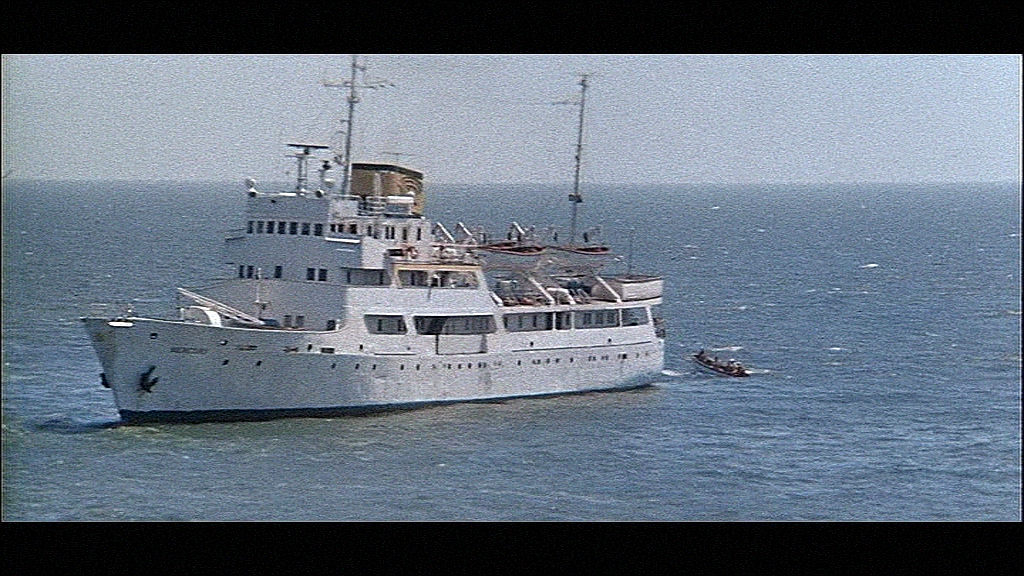 Теплоход "Кара-Даг" («Адмирал Лунин») - герой фильма "Пираты ХХ века"