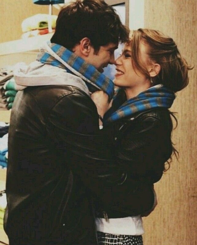 Кадр из сериала Прилив