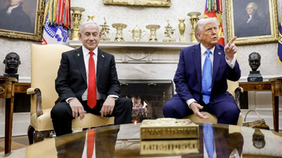Премьер-министр Израиля Биньямин Нетаньяху и президент США Дональд Трамп в  Белом доме https://img-s-msn-com.akamaized.net/tenant/amp/entityid/AA1Nvwvn.img?w=1366&h=768&m=4&q=79 