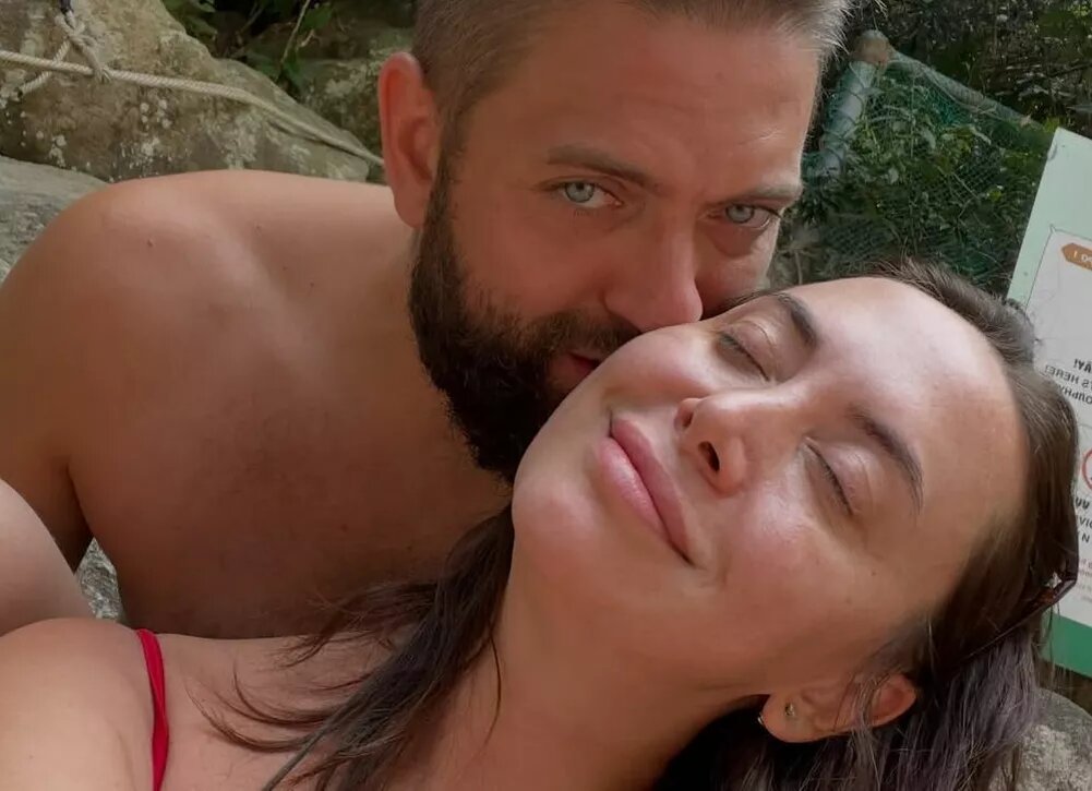    Наталья Фриске показала романтические кадры с мужем из Вьетнама