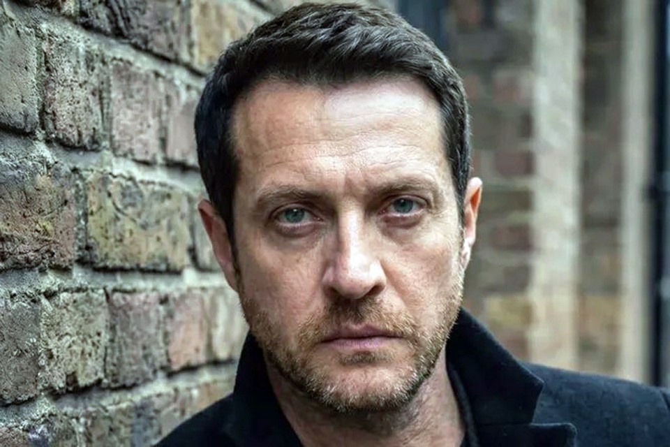    Кирилл Сафонов прячется в бомбоубежище Личная страница героя публикации в соцсети