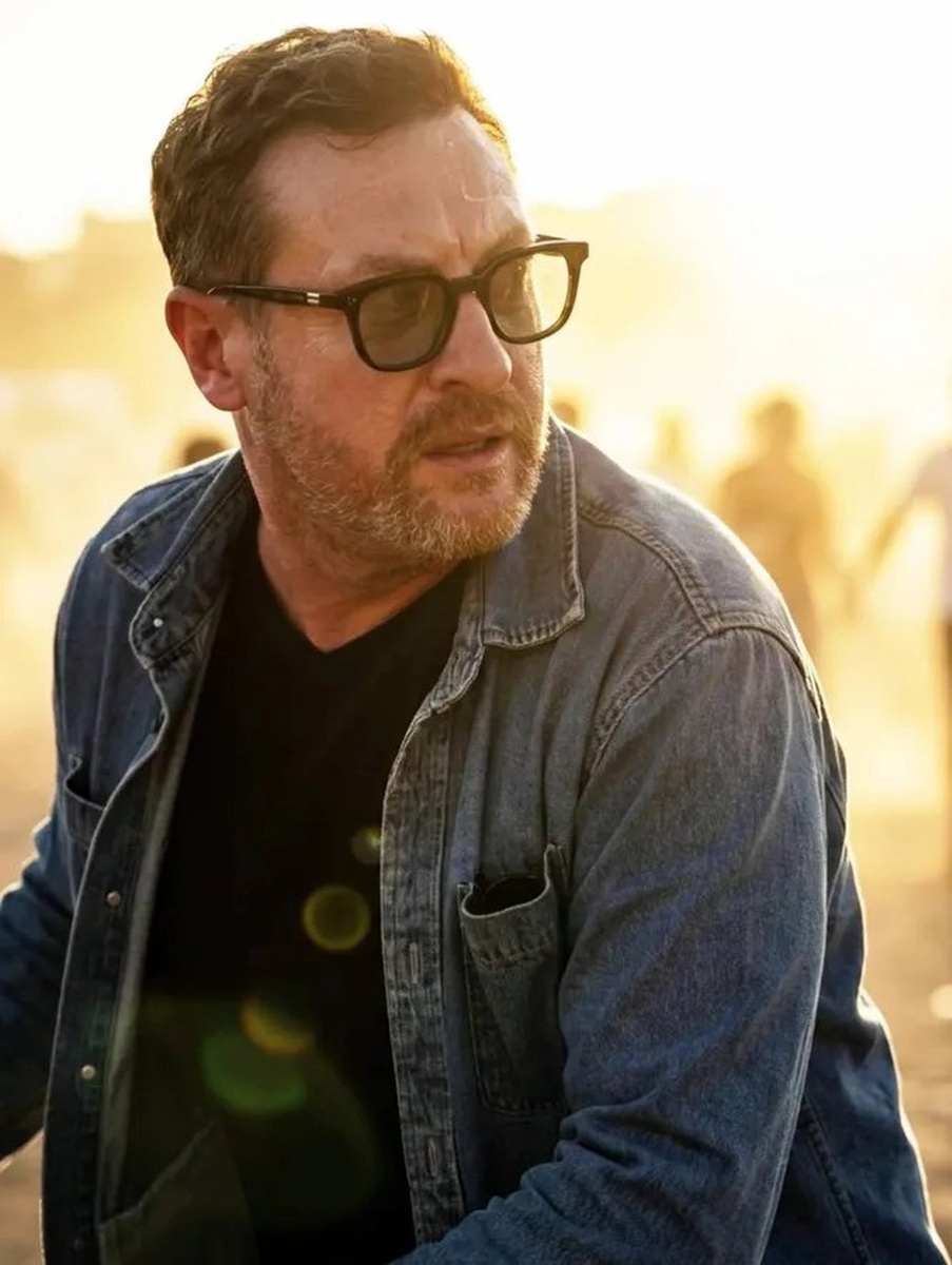    Актер давно перебивается случайными заработками Личная страница героя публикации в соцсети