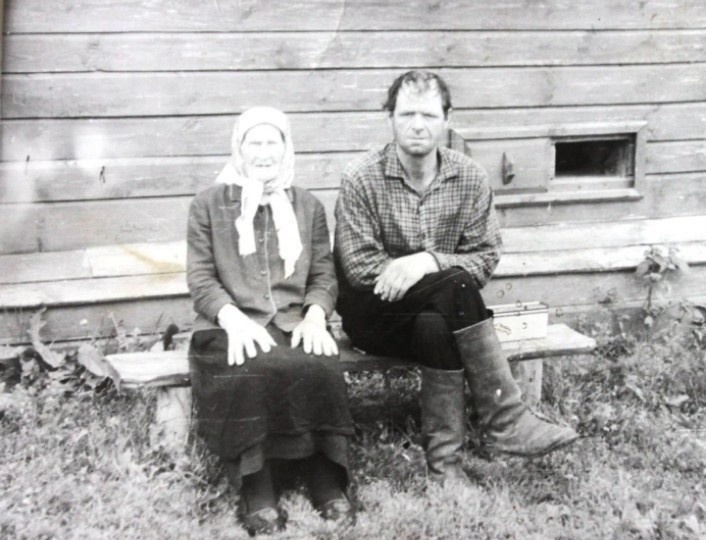 Деревня в аномальном месте . (продолжение).