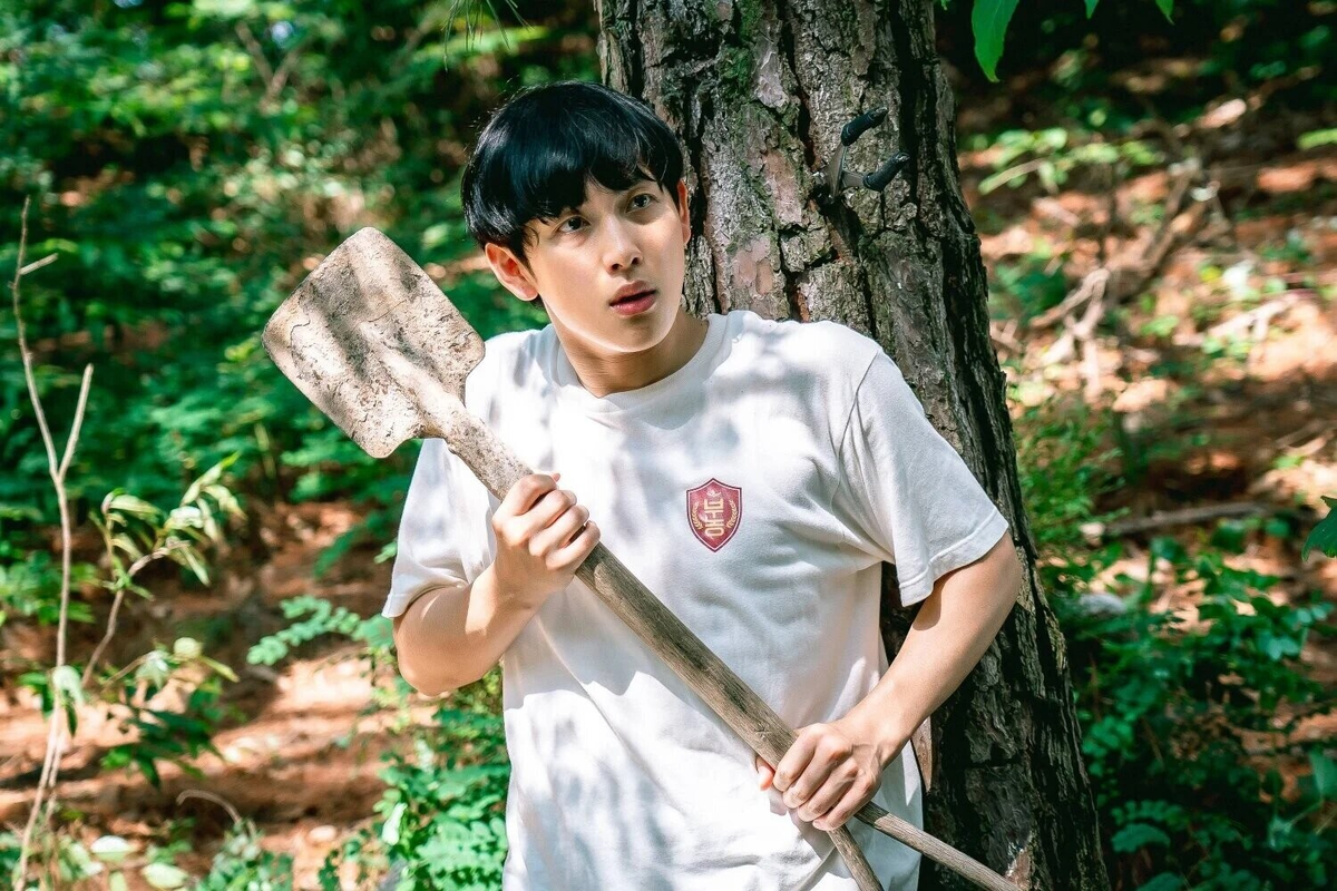 Дорама "Отрочество" 2023