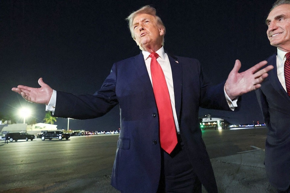    Трамп назвал сосунками европейских покупателей китайских ветряных генераторов REUTERS