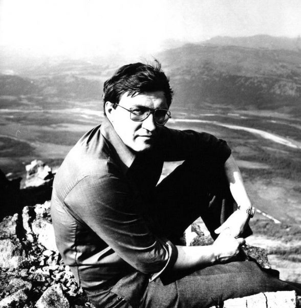 Анатолий Омельчук на вершине горы Рай-Из (Полярный Урал)